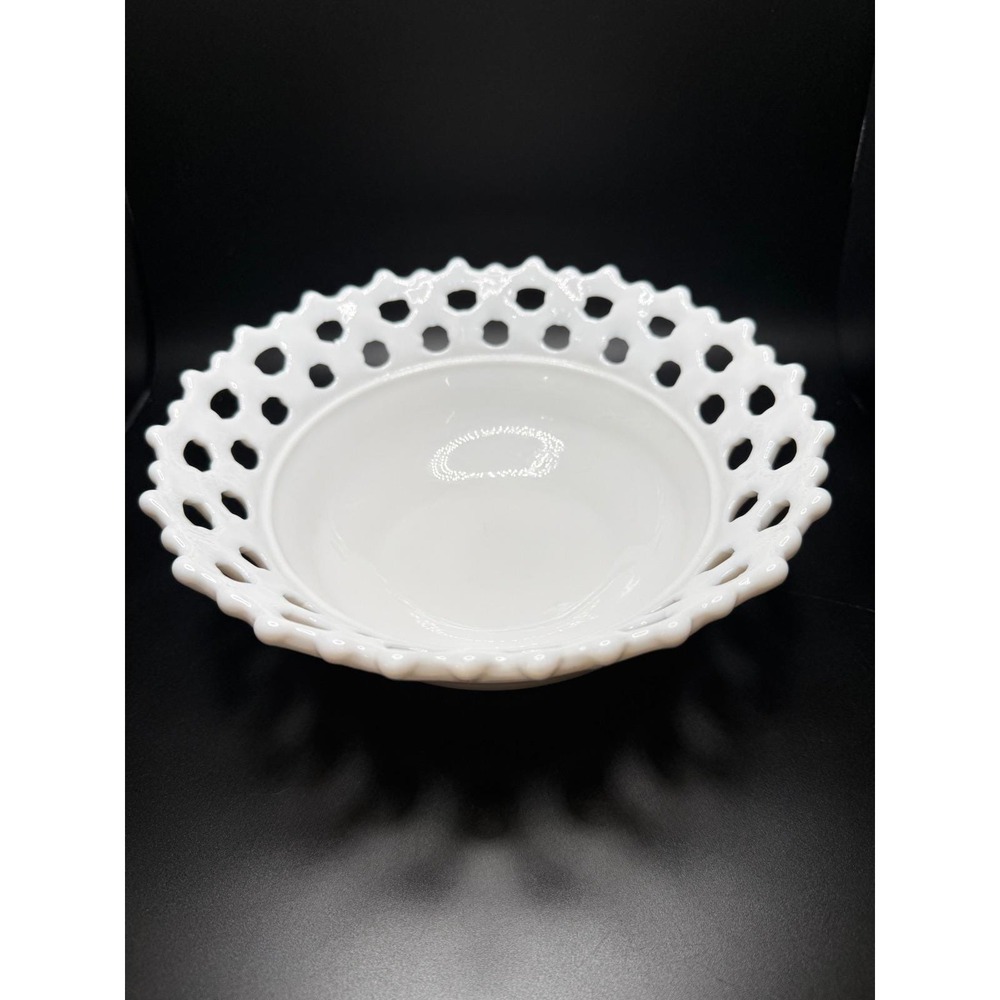 Westmoreland Milk Glass Doric Lace‎ 9" Belled Bowl  White Vintage No Chips